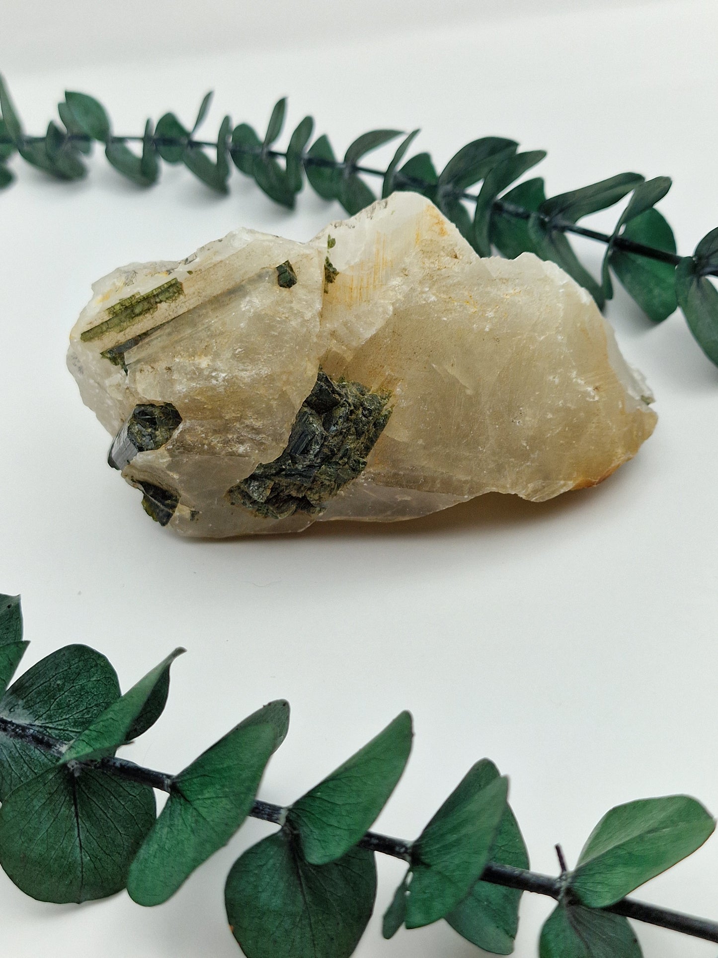 Grüner Turmalin in Quarz 💚 GT35