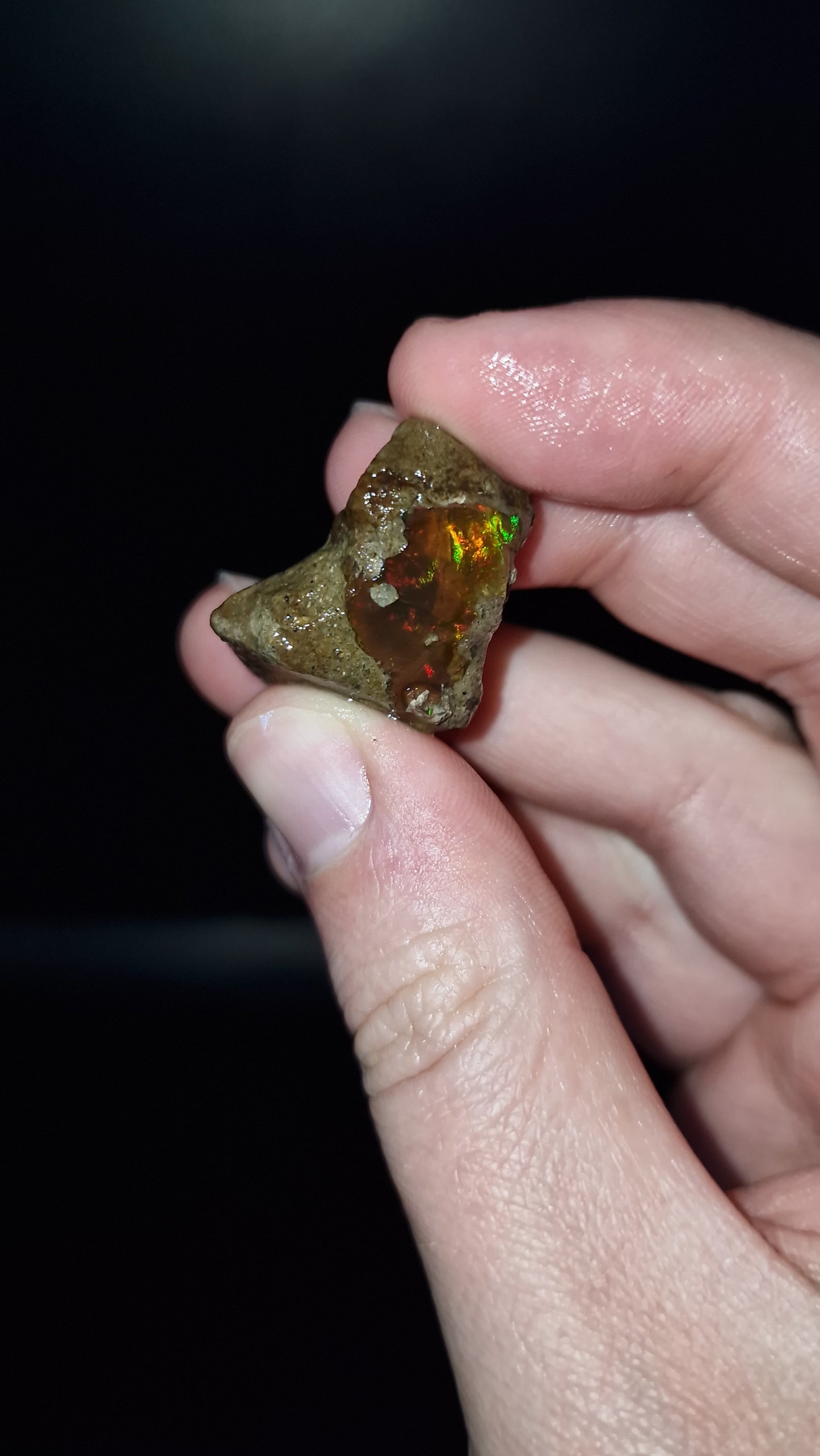 Wasseropal aus Äthiopien 🌈 9,77g