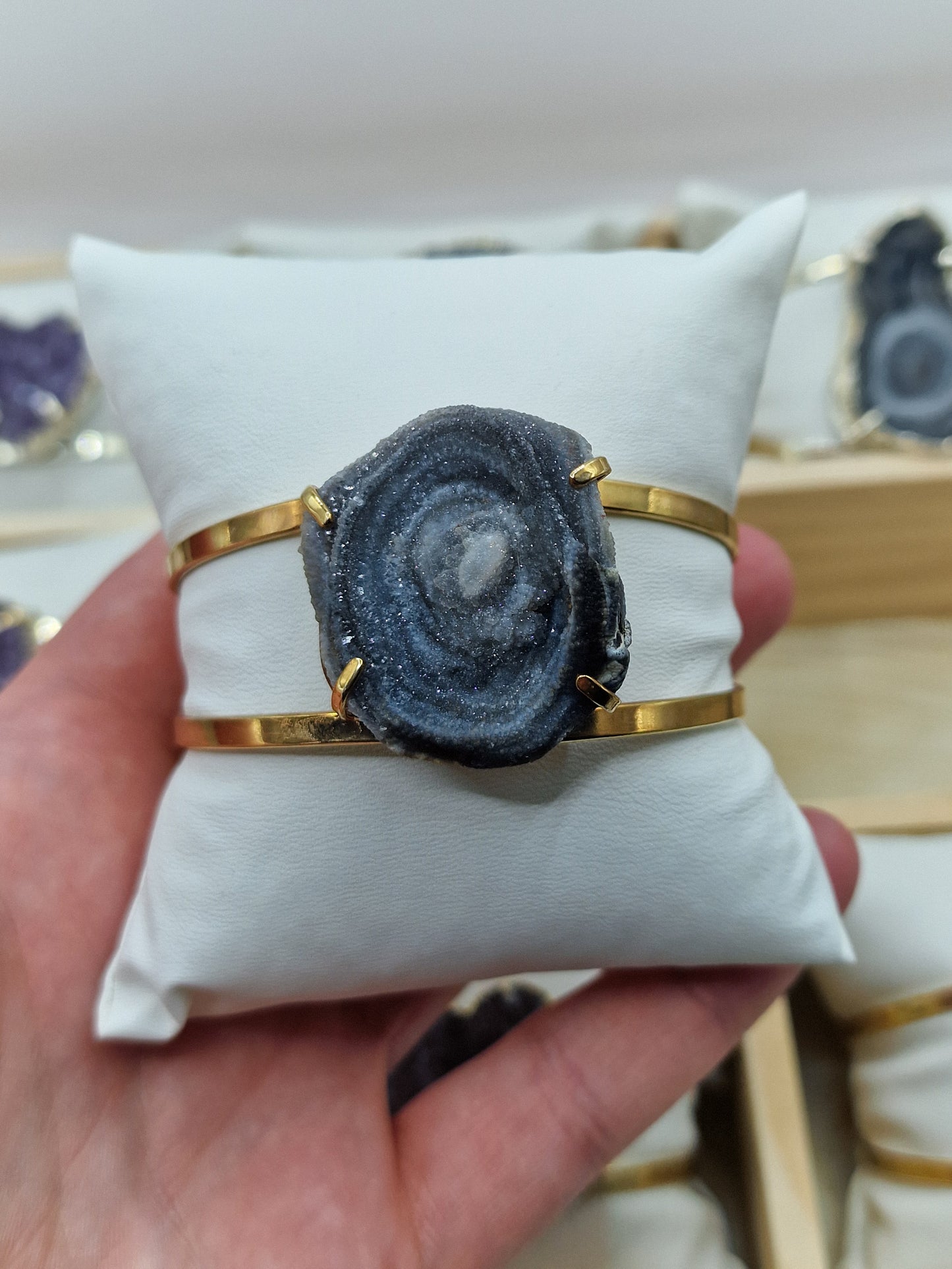 Chalcedon Armreif Gold ✨️E32