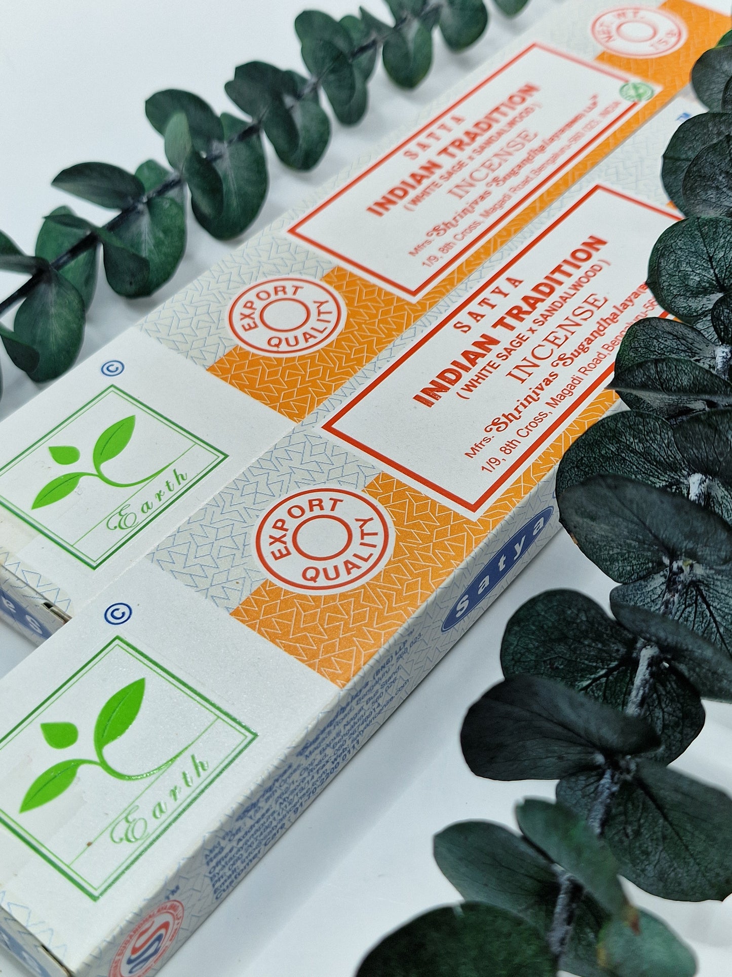 Satya Earth Räucherstäbchen White Sage X Sandalwood (Indian Tradition)