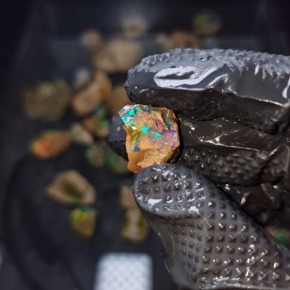 Wasseropal aus Äthiopien 🌈 3,84g