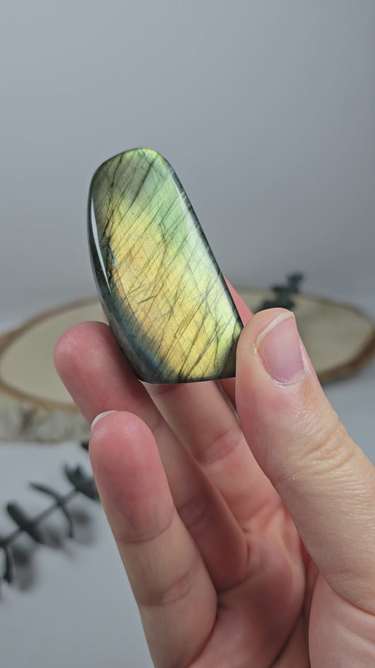 High Quality Labradorit Freiform 🌈 Y9