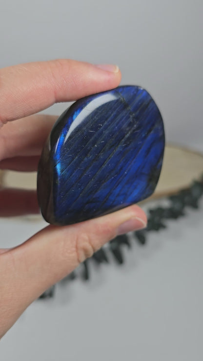 High Quality Labradorit Freiform 🌈 CR17