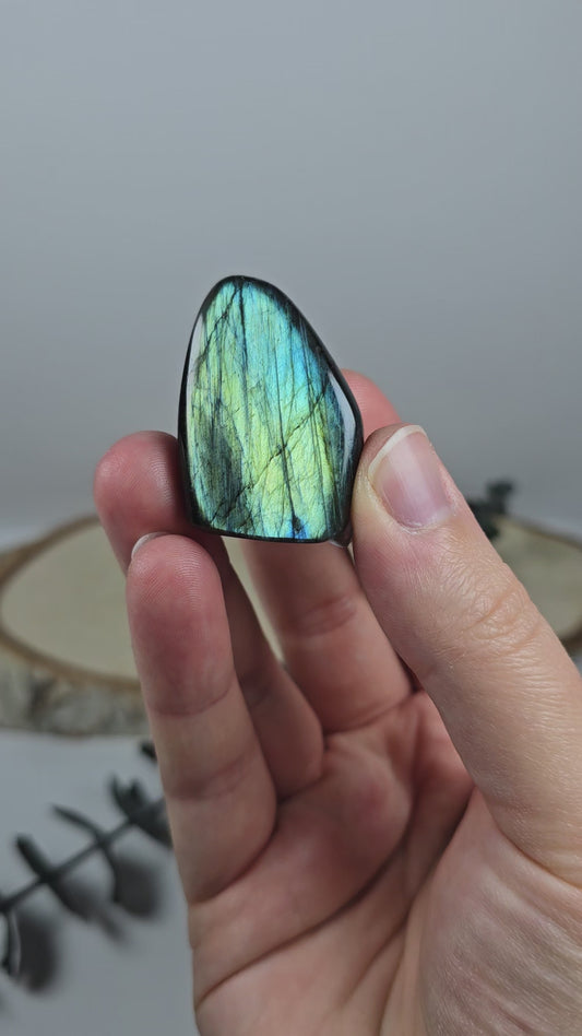 High Quality Labradorit Freiform 🌈 DU5