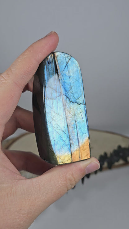 High Quality Labradorit Freiform 🌈 BD27