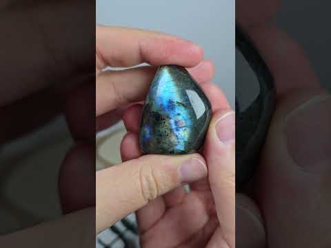 High Quality Labradorit Freiform 🌈 CV8