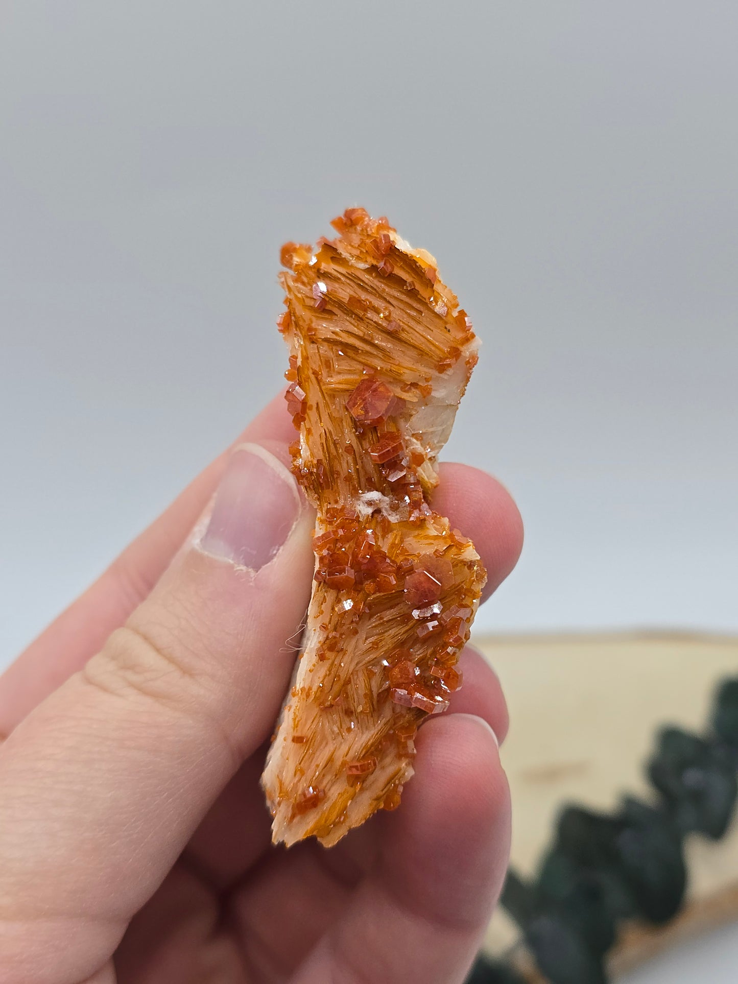 Vanadinit auf Baryt aus Marokko 🔥 21 – 68€