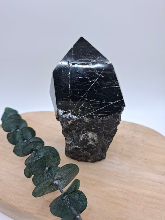 Schwarzer Turmalin Spitze halbpoliert 🖤 AD54