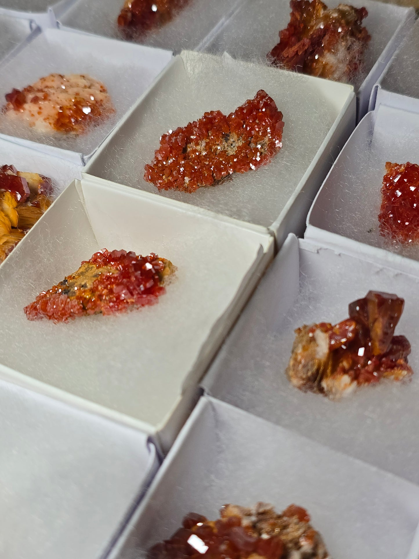 Vanadinit auf Baryt aus Marokko 🔥 7 – 20€