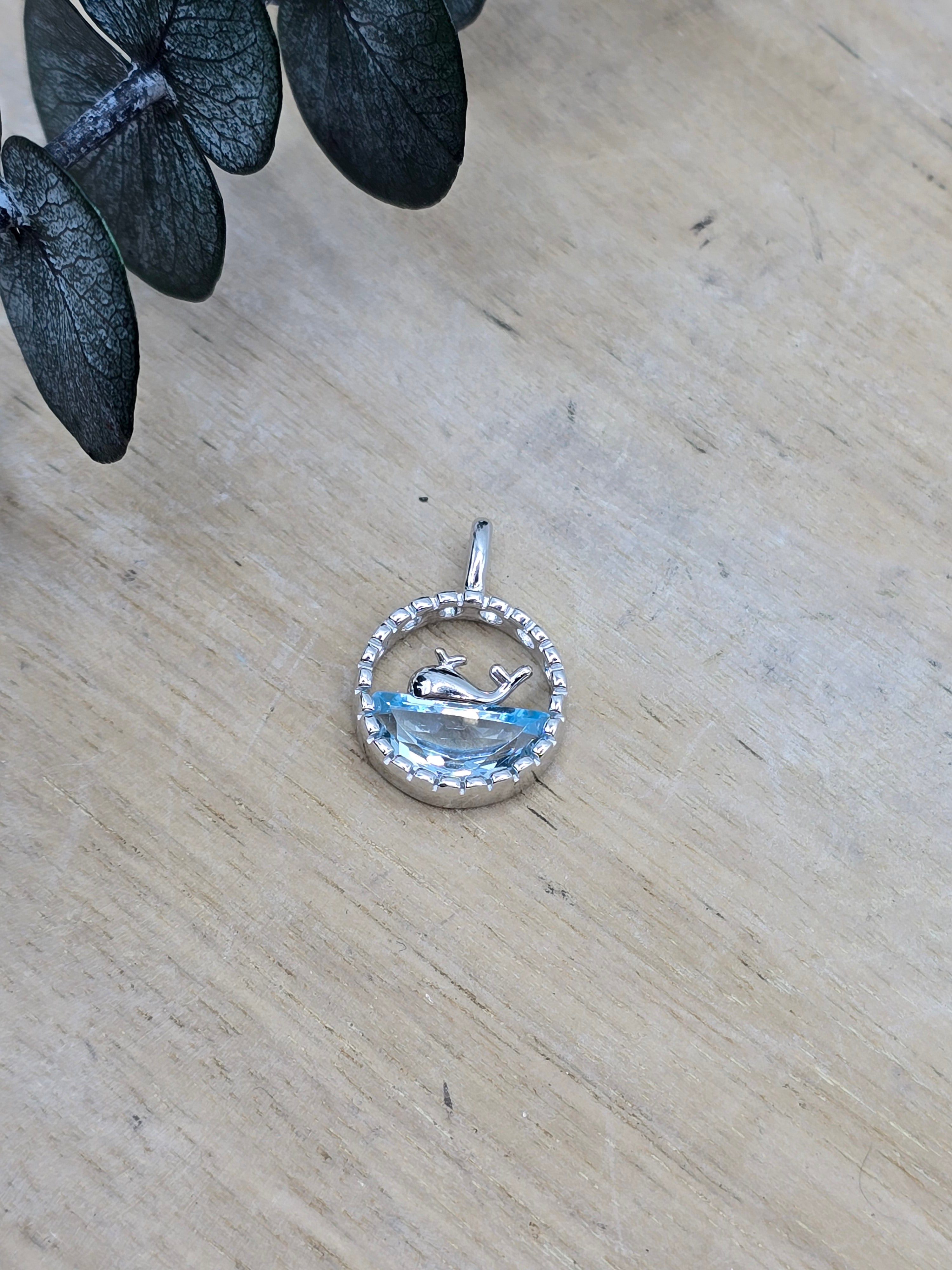 Topaz Wal Anhänger 🐳