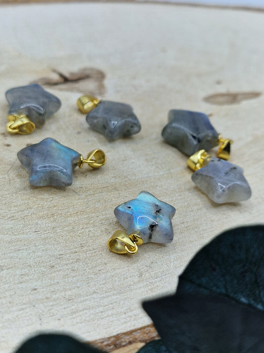 Labradorit Sternanhänger in Gold ⭐️
