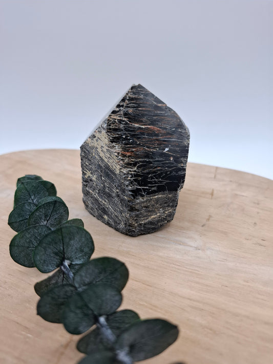 Schwarzer Turmalin Spitze halbpoliert 🖤 Z18